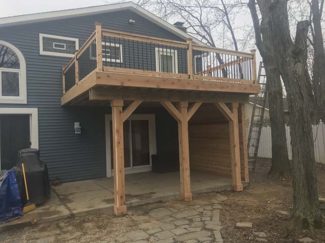 Deck with aluminum spindles 4